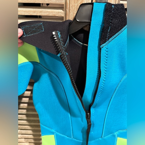 Vofiw kids size 10 wetsuit blue/green - Picture 7 of 8